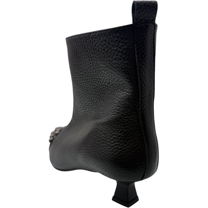BOTIN TACHAS