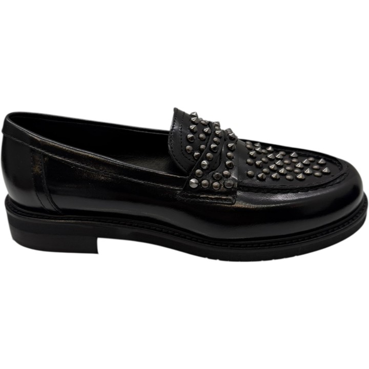 ZAPATO MOCASIN TACHAS