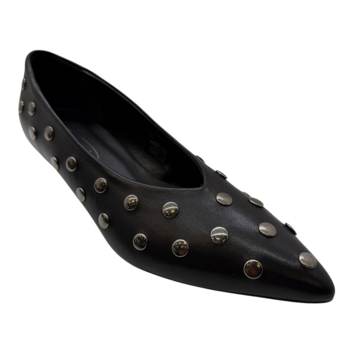 ZAPATO SALON TACHAS PIEL