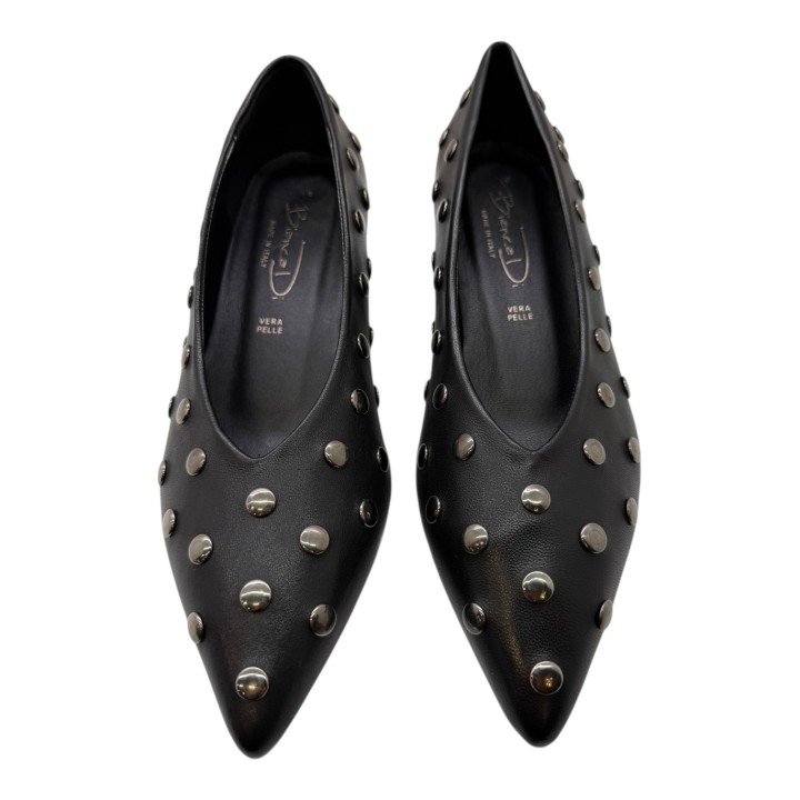 ZAPATO SALON TACHAS PIEL