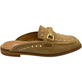 ZAPATO MULE TACHAS