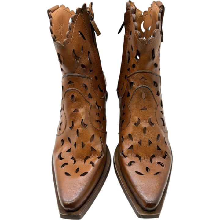 BOTIN CAMPERO TROQUELADO