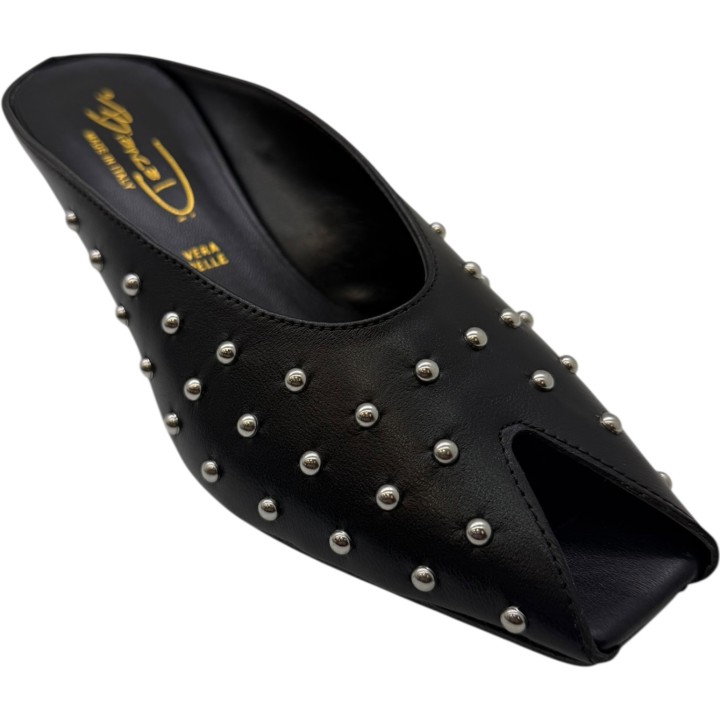 MULE TACHAS